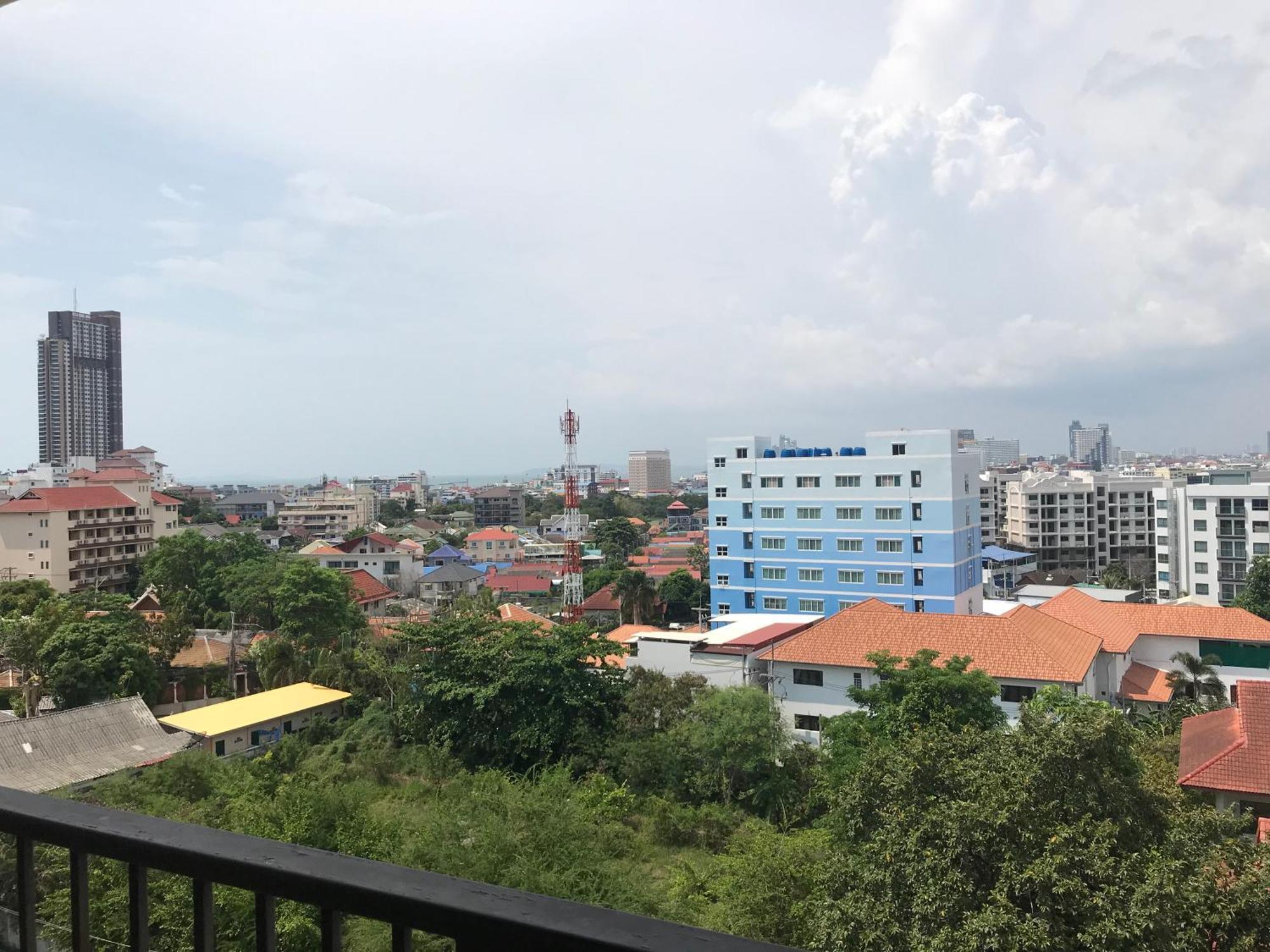 Diamond Suite Pattaya Esterno foto