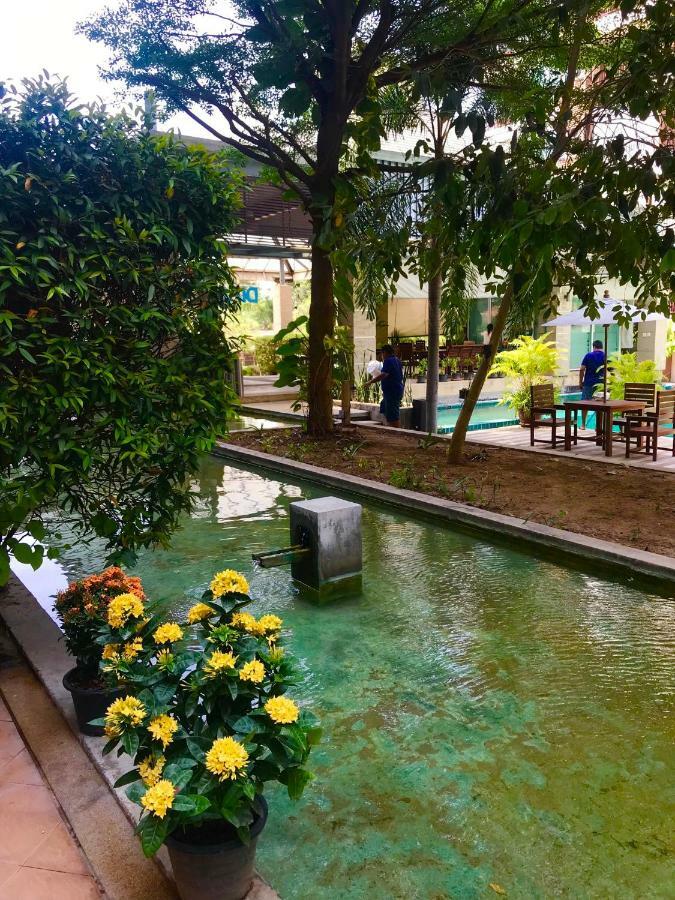 Diamond Suite Pattaya Esterno foto